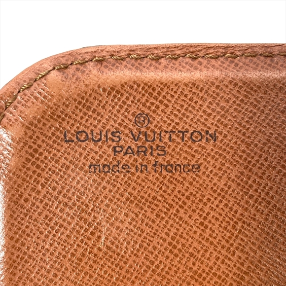 Louis Vuitton Cartesiere MM Shoulder Bag in Monogram Canvas, Brown with Gold ... - Picture 9 of 10